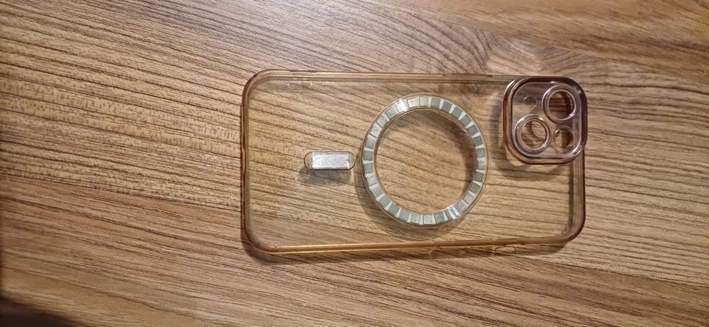 Etui do iPhone 13