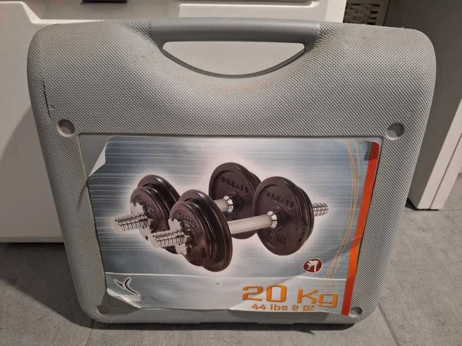 Conjunto de halteres com mala.