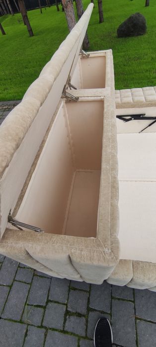 Продам двоспальне ліжко