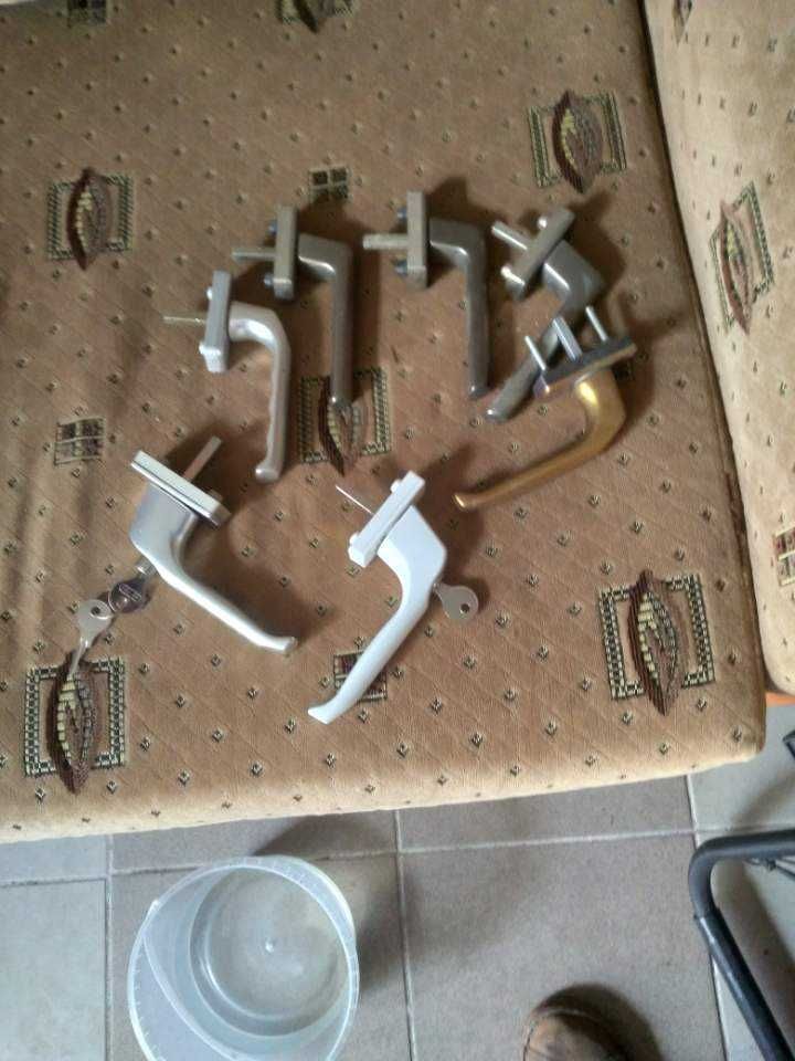 Klamki okienne nowe