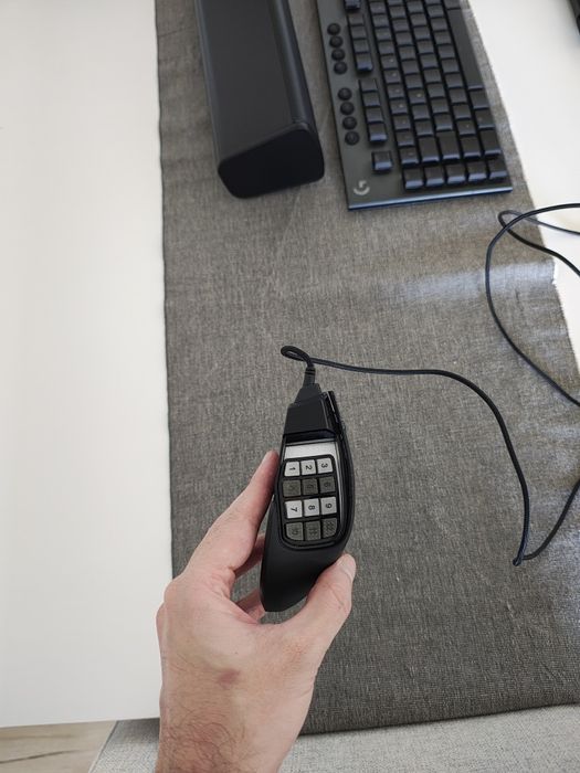 Rato Corsair Scimitar RGB Elite 18000DPI Preto