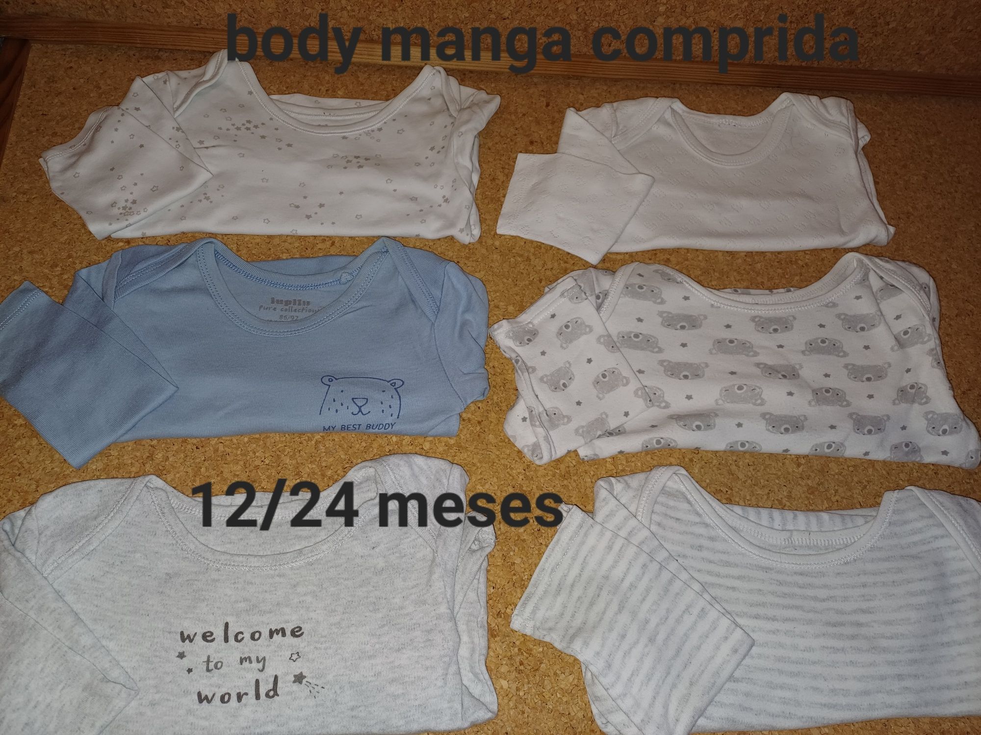 Conjunto de  bodys 18/24 meses, bebé 
Em bom estado, ver fotos.