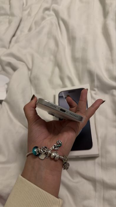 Iphone 16 pro max 256gb white titanium