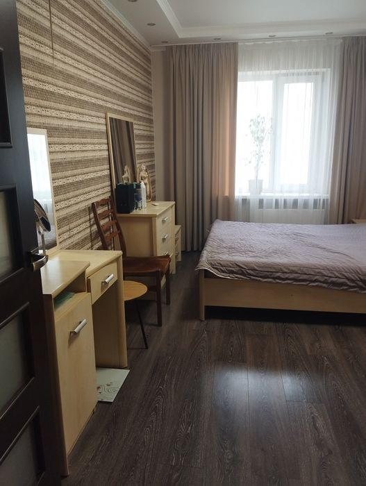 ЗДАЄТЬСЯ ВПЕРШЕ 3-х квартира, на Троещиніі для Сім'ї, є газ.