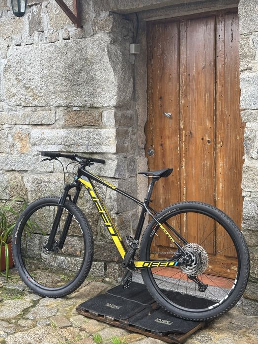 Deed vector 246 (bicicleta btt)