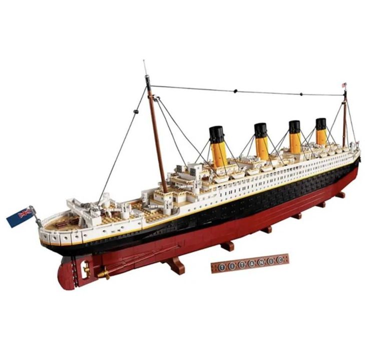 Конструктор LEGO Creator 10294 Титанік (9090 деталей)