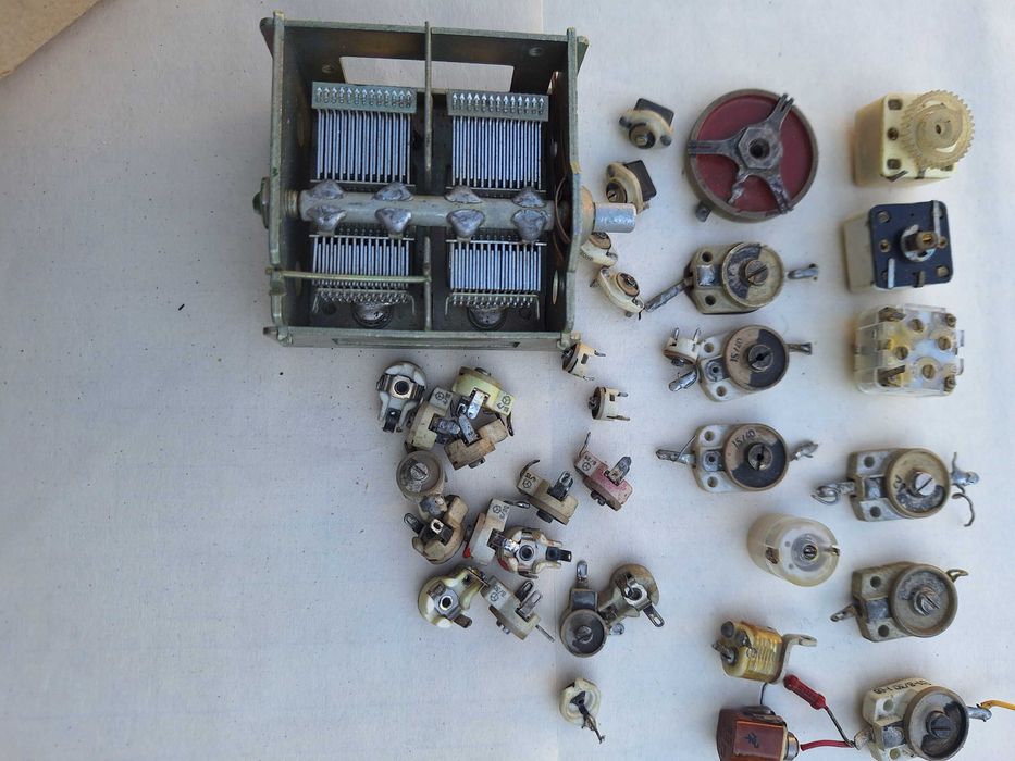 Конденсаторы КБГ, К50-18, К15-5, К10-17, 23. МБГО, МПГ-П, переменные