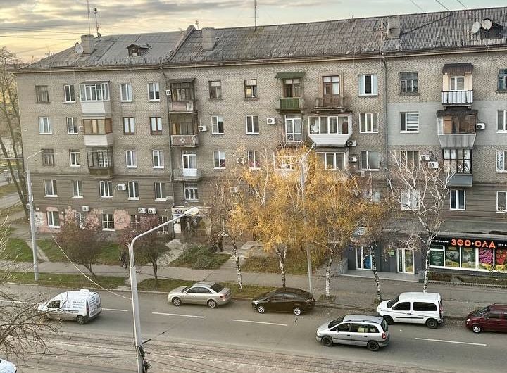 Продаж без % великої однокімнатної кв по вул Л.Жаботинського