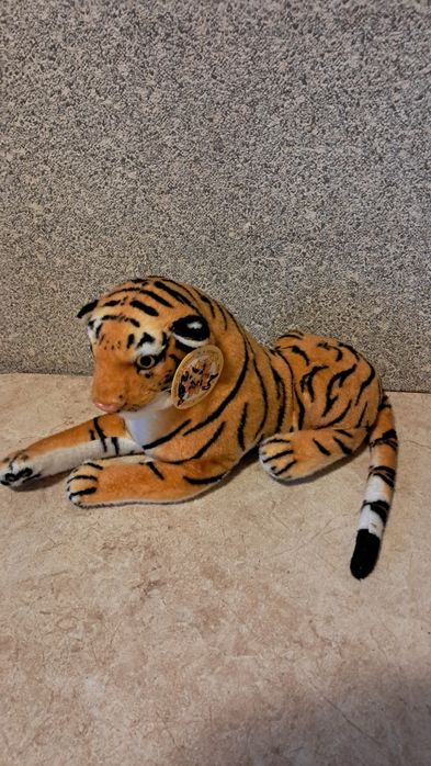 Мягкая игрушка реалестичный тигр " Сонечко"