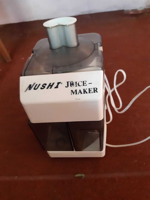 Продаю соковыжималку электро