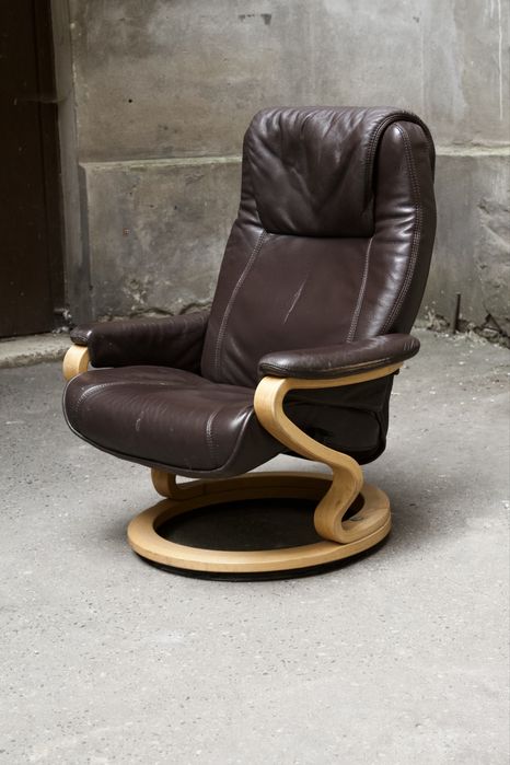 Skórzany Fotel wypoczynkowy jak Stressless