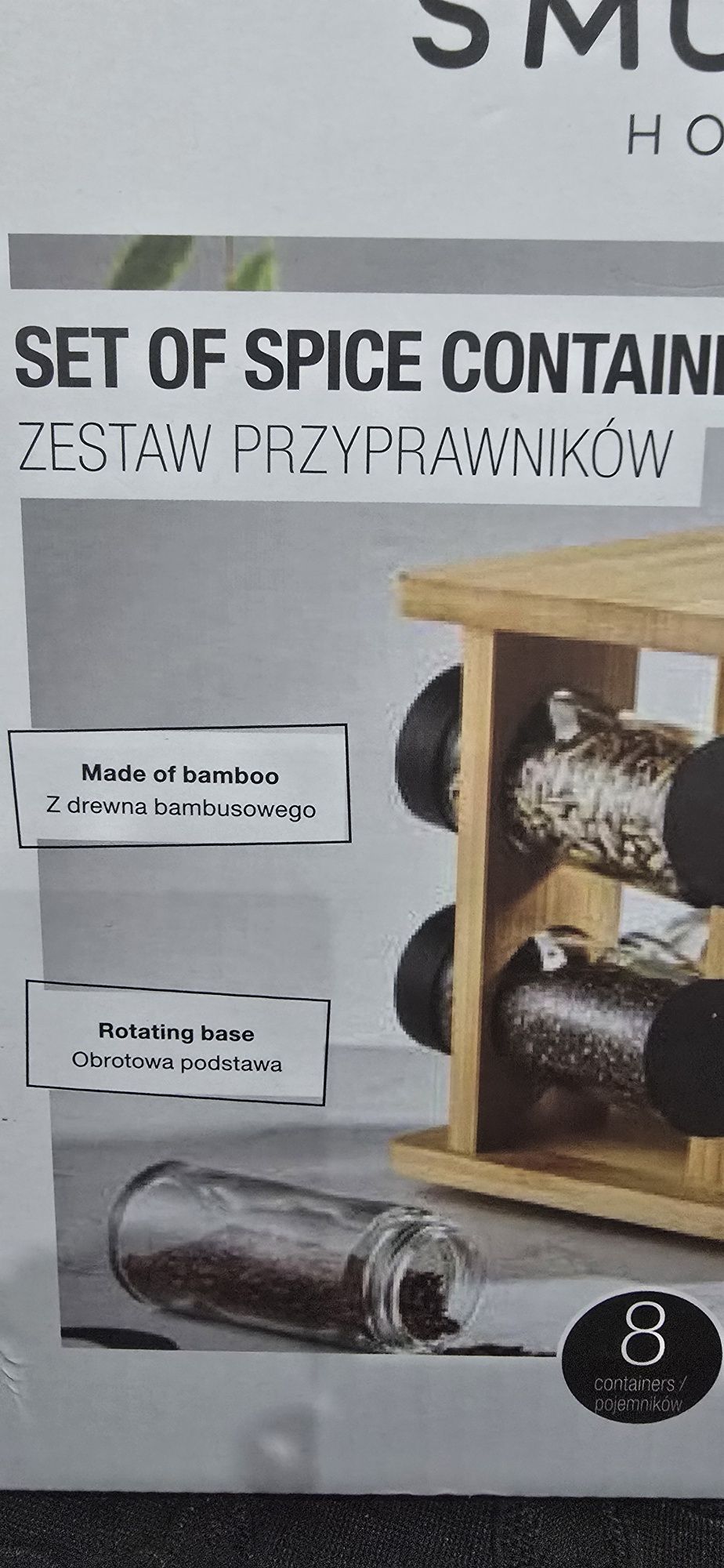 Zestaw przyprawników w obrotowym stojaku. Nowy