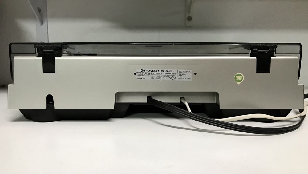 PIONEER gira-discos Quartz Direct Drive PL-640