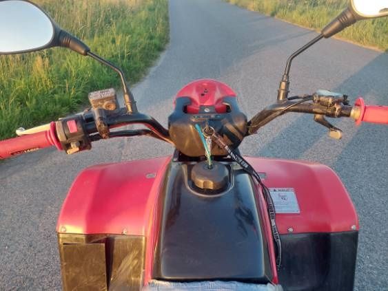 Quad kymco- 50 czerwony