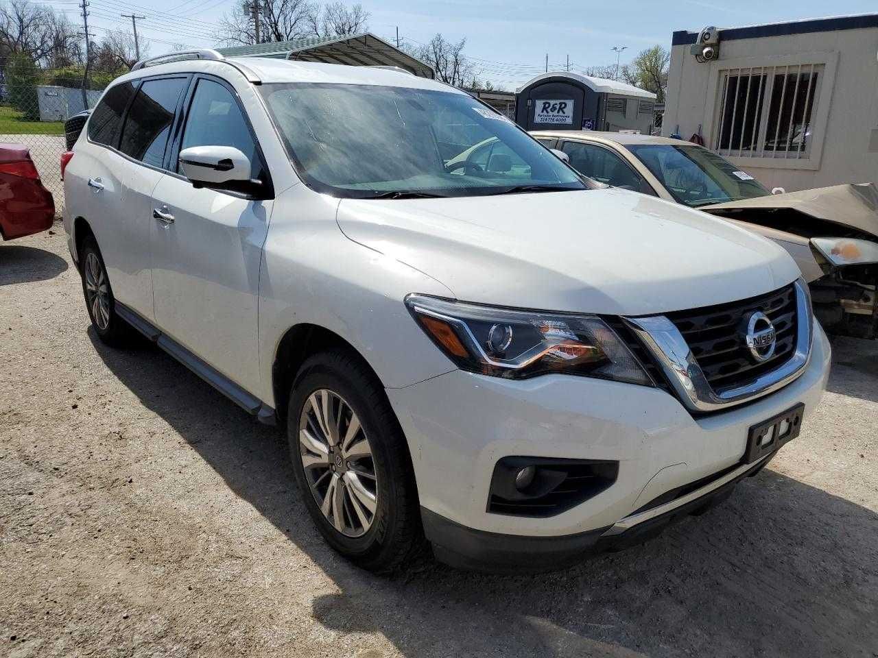 2018 Nissan Pathfinder S