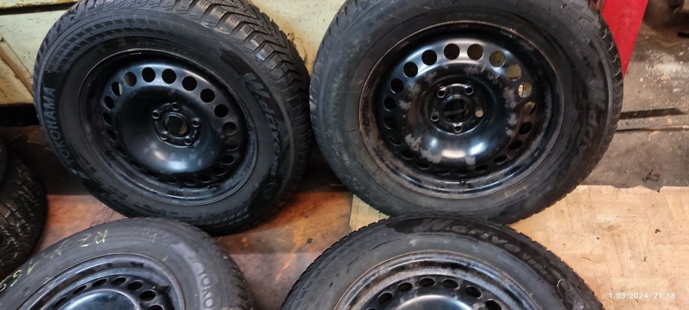 Felgi stal oryg Opel 5x110 z oponami zima Yokohama 215/65 R16, 4szt