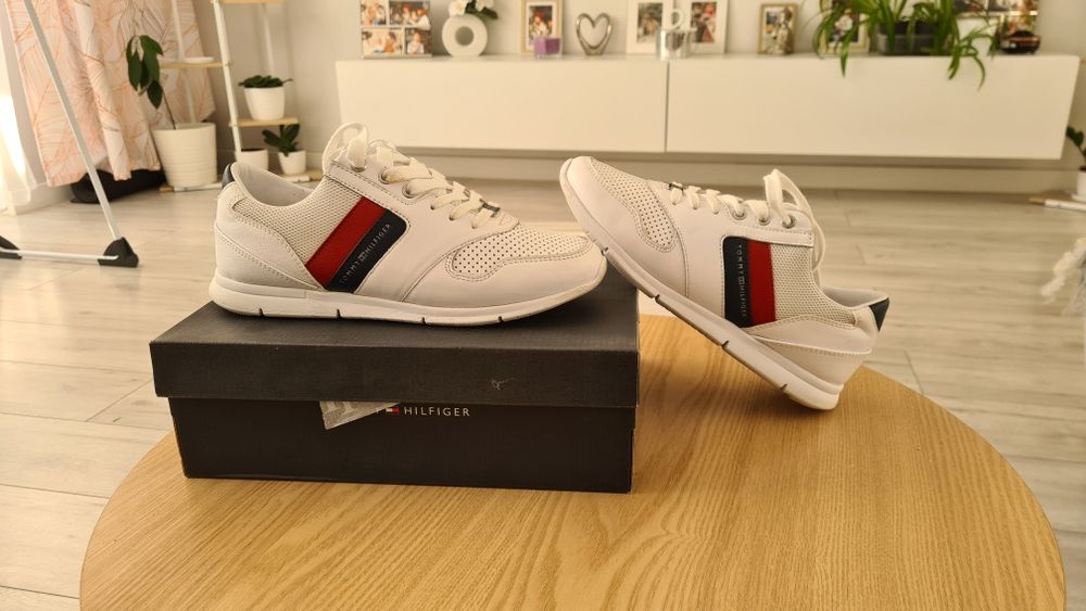 Buty Damskie Tommy Hilfiger Roz. 38 Skóra prawie nowe Łódź