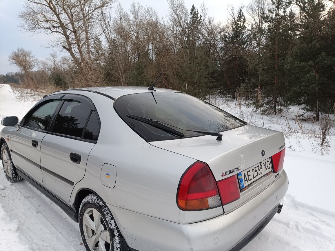 Продам Mitsubishi Carisma 1998 GDI 1.8 бенз