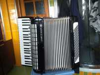 Akordeon Hohner Tango VT, 120 basów 4 chóry Musette
