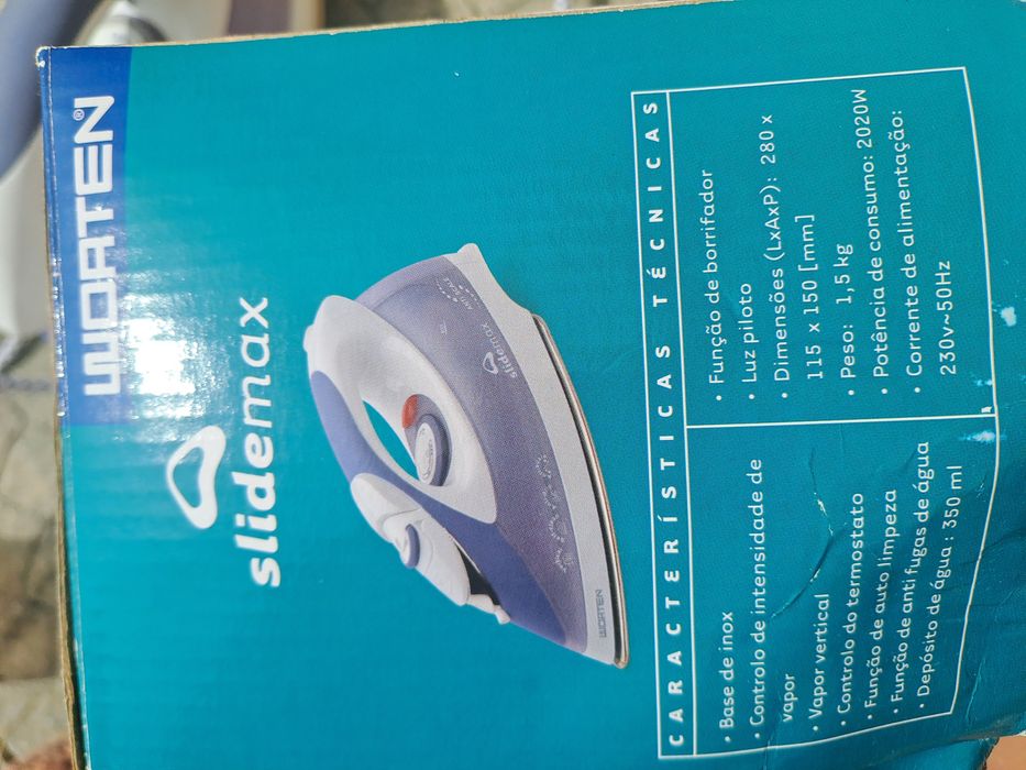 Ferro de Engomar a Vapor