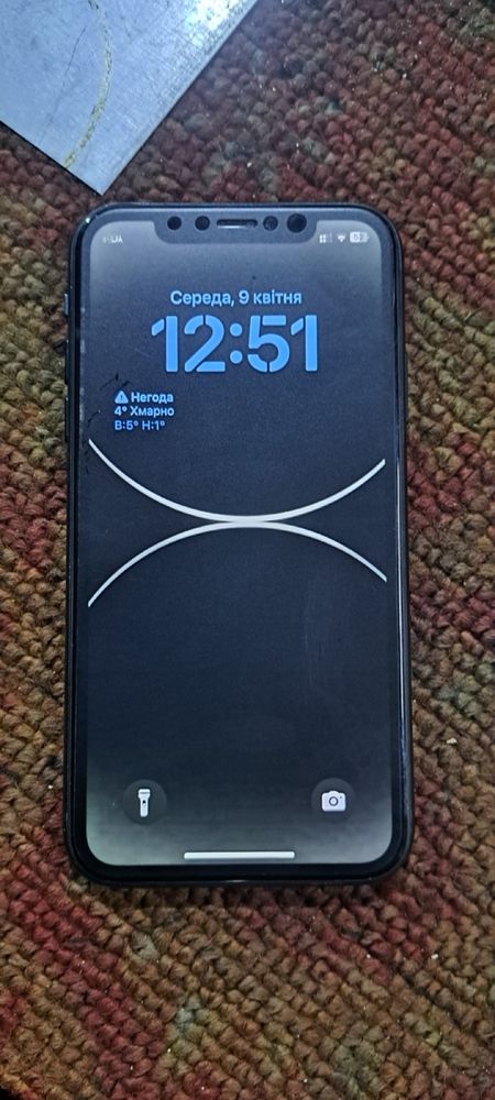 Продам айфон XP 64