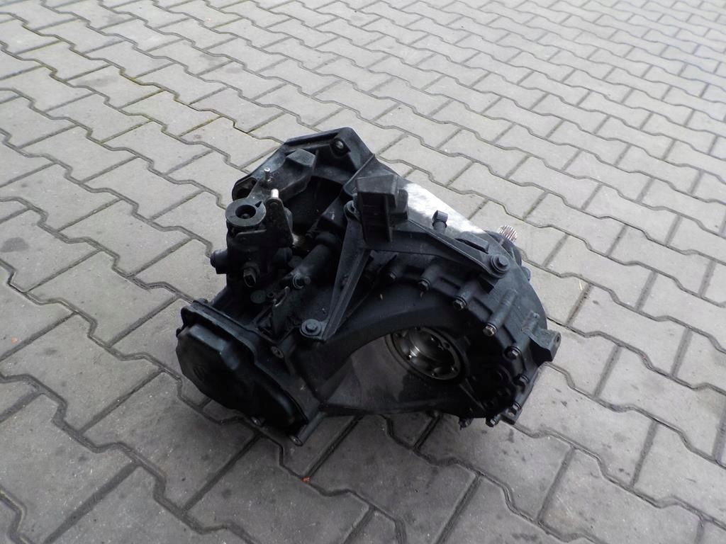 Коробка передач МКПП Volkswagen T5, T6 1.9-2.5 TDI Європа JQR / JQT