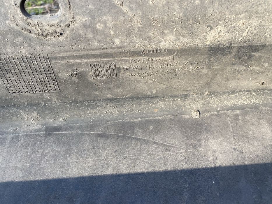 Bmw E60 E61 LCI nakladki progowe L+P