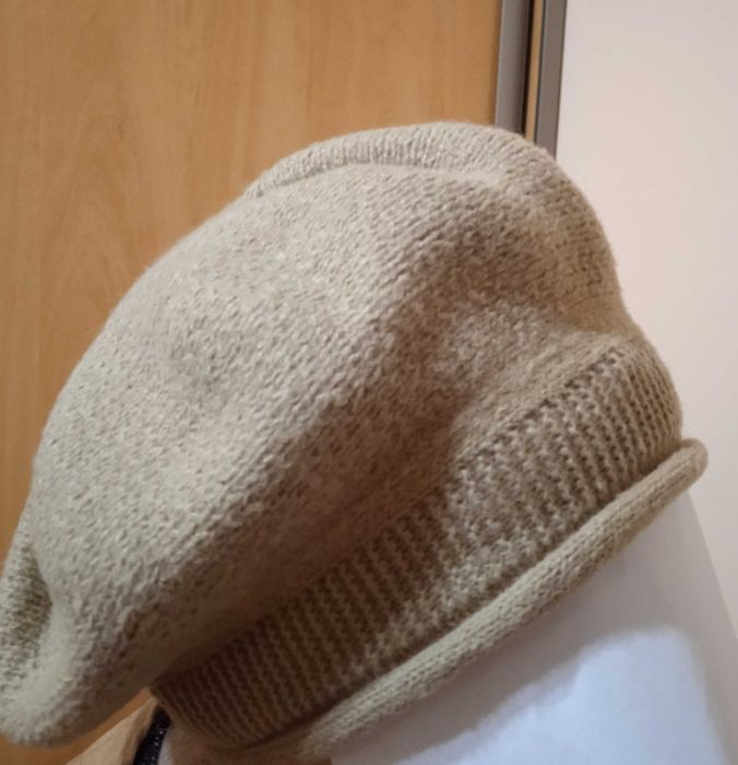 Beret damski ciepły