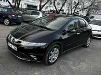 Honda Civic Honda Civic z niskim przebiegiem.