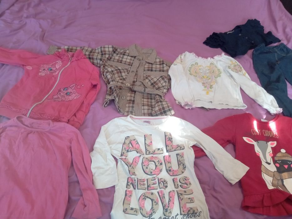 Продаю одяг для дівчинки от 4-5 років