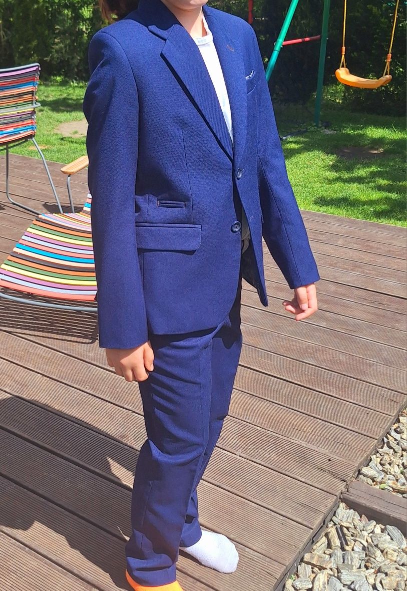 Garnitur chłopięcy 140cm jak nowy