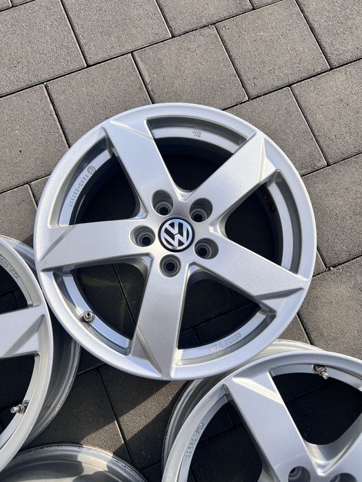 Felgi ALUminiowe 16'' 5x100 VW SEAT SKODA