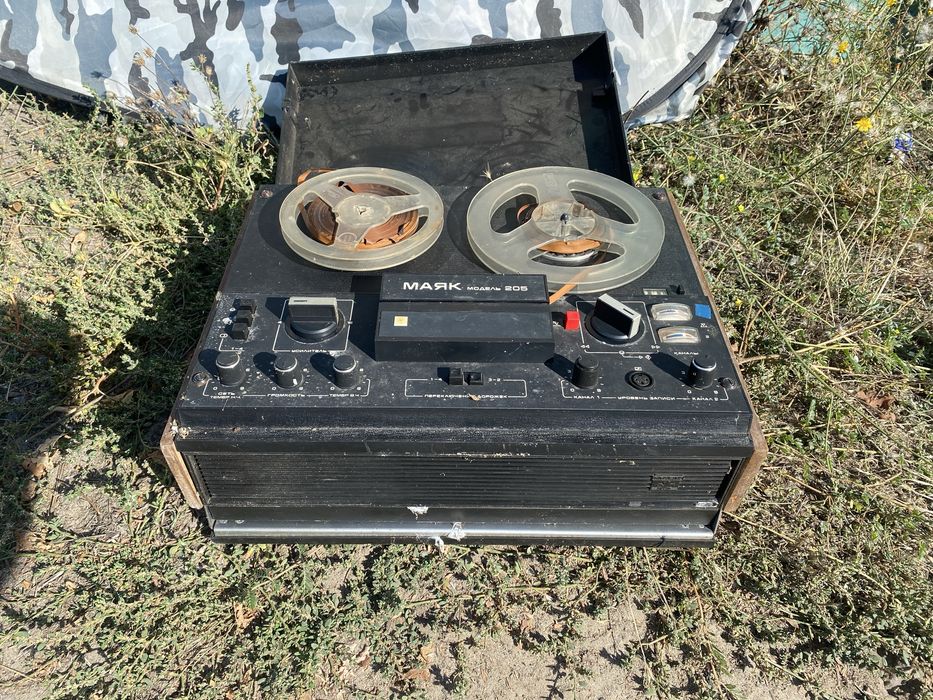 магнитофон Маяк 205