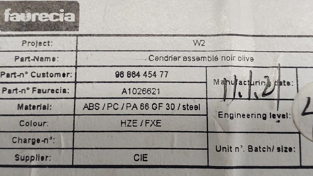 Cinzeiro PEUGEOT 508 SW