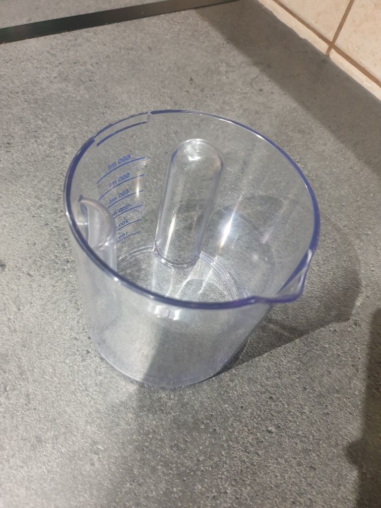 Dzbanek pojemnik plastikowy 600 ml mleko miarka