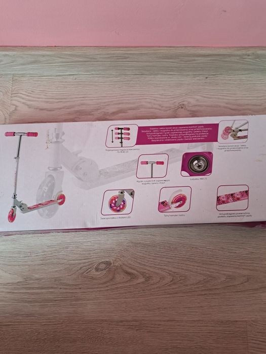 Hulajnoga dla dziewczynki NOWA różowa dla dziecka playground LED