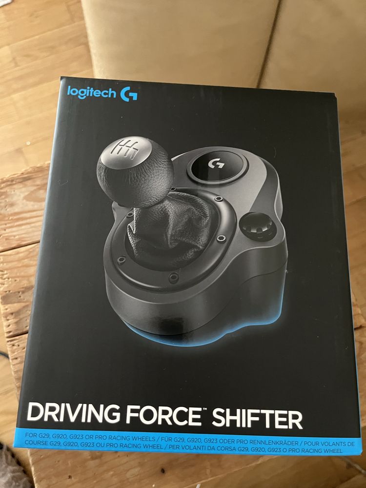 Logitech G923 дротове кермо, педалі та коробка передач