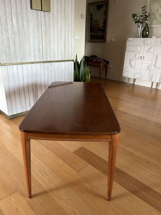 Mesa de apoio Nordica em muito bom estado