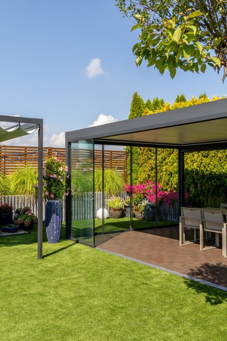 Pergole aluminiowe PWprojekt – taras, ogród zimowy, nowoczesny design