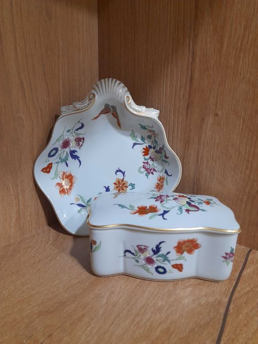 Peças de porcelana da coleção Samantra da Vista Alegre