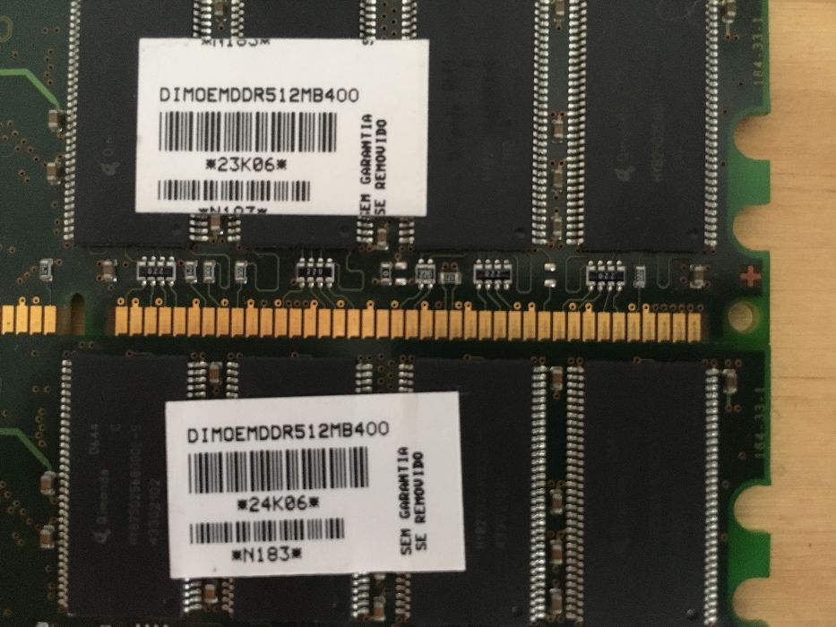 Memória RAM 512MB DDR 400 - CL3