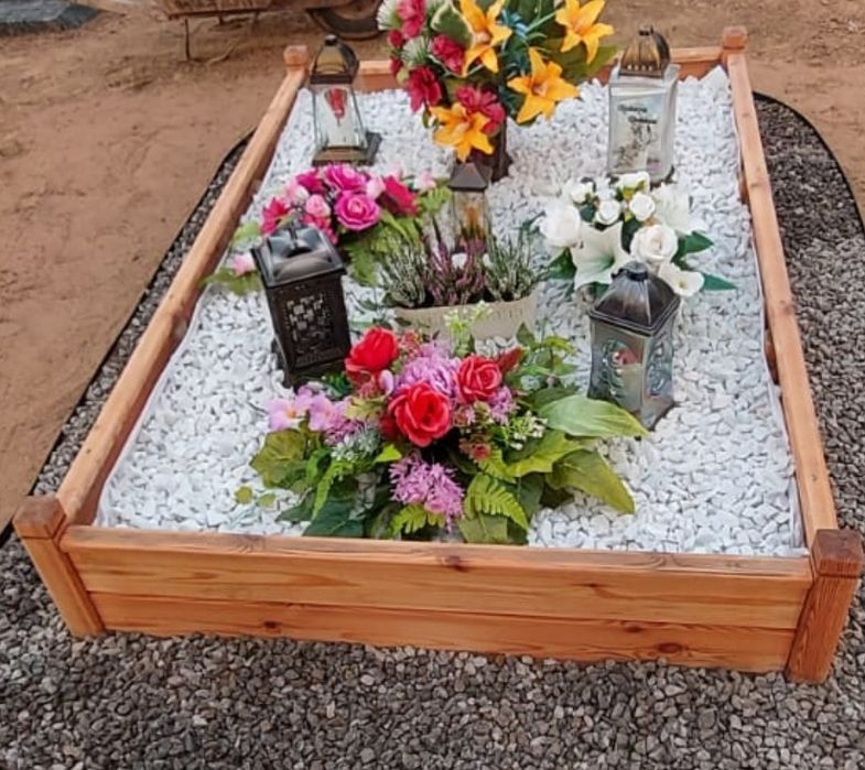 Obudowa grobu, obrzeże dwuosobowe