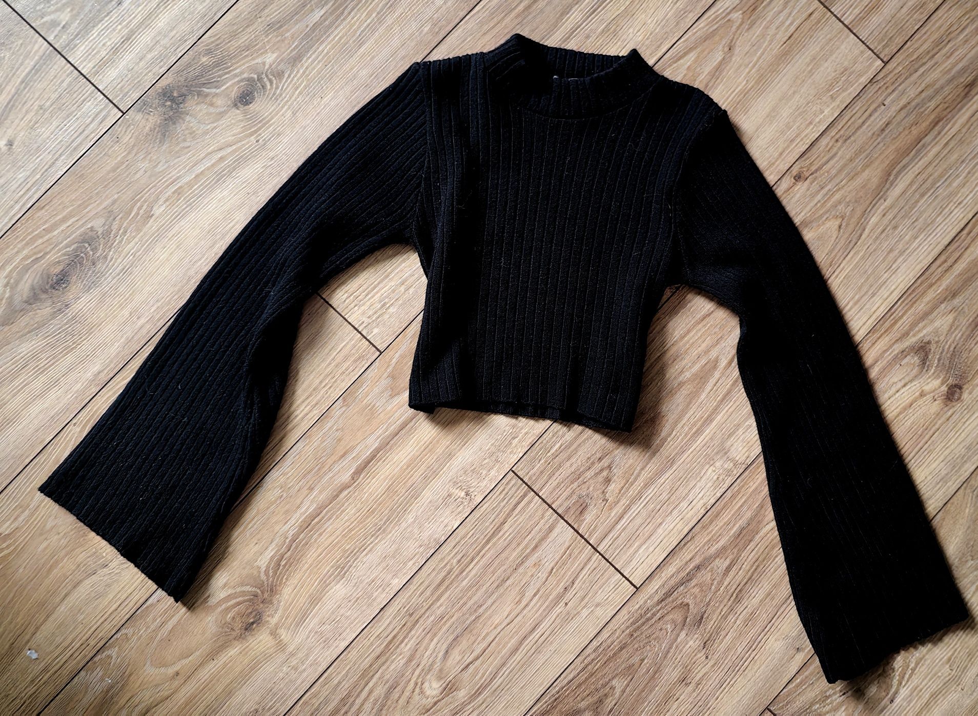 Bluzka sweterek szerokie rękawy Missguided XS S crop top