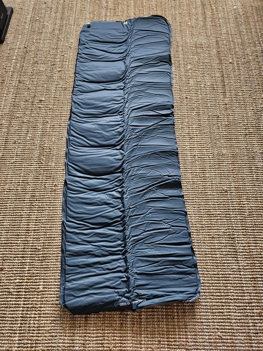 Colchão insuflável de campismo