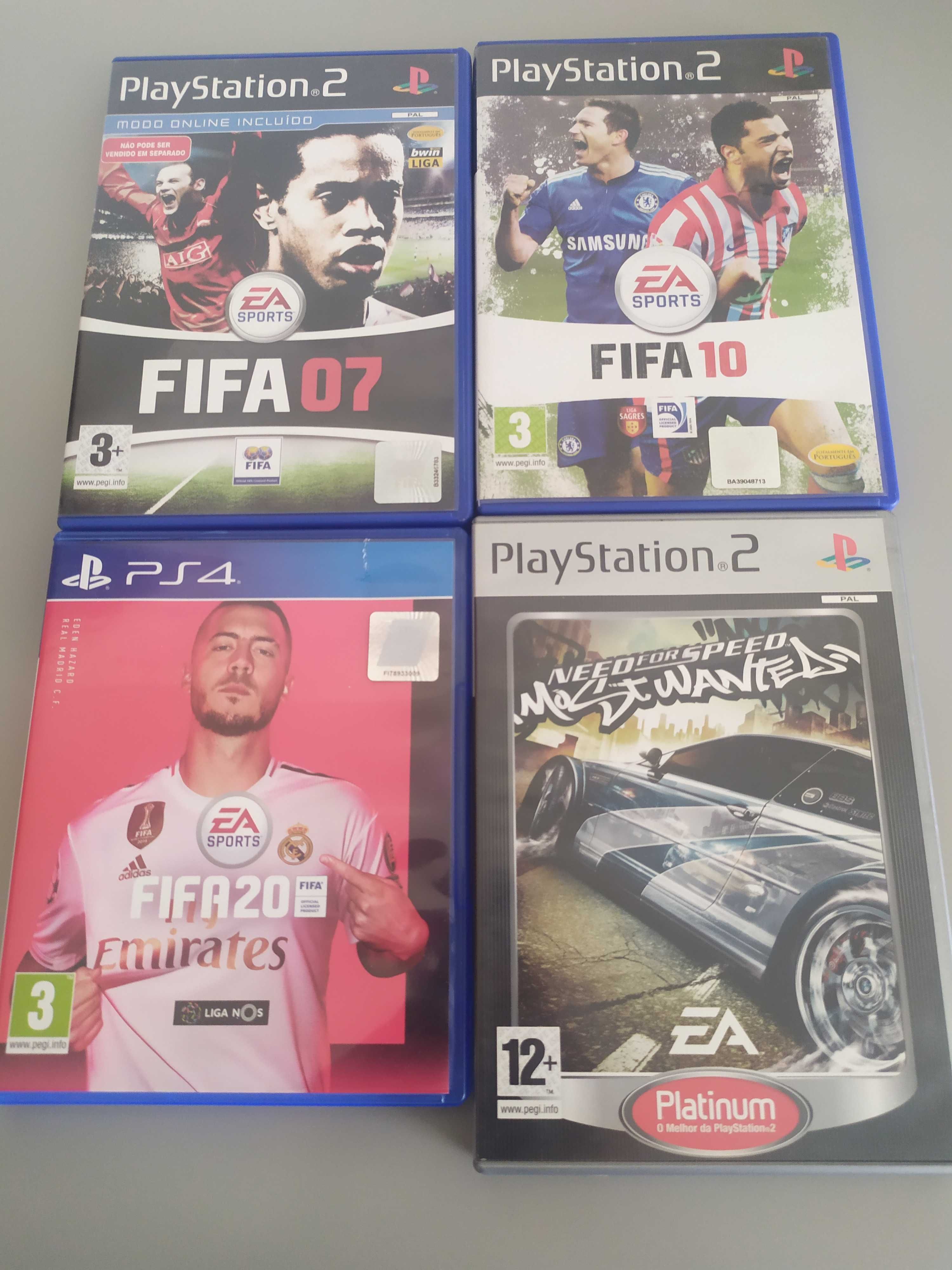 Jogo FIFA 20 ps4, e mais 3 jogos ps2