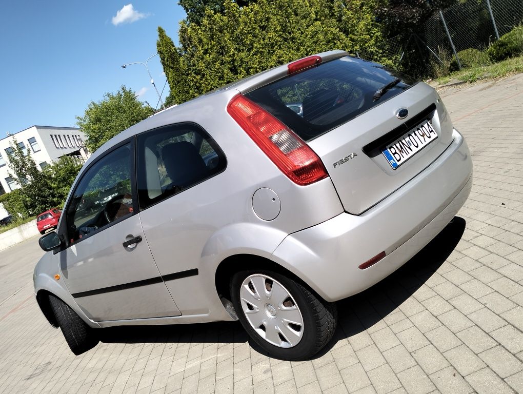 Ford Fiesta 3D/2005r./Klima/Nowe BT/Małe spalanie