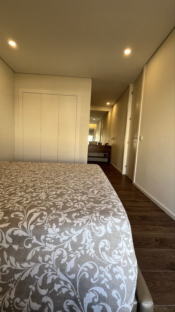 Apartamento T2, vista mar, totalmente remodelado