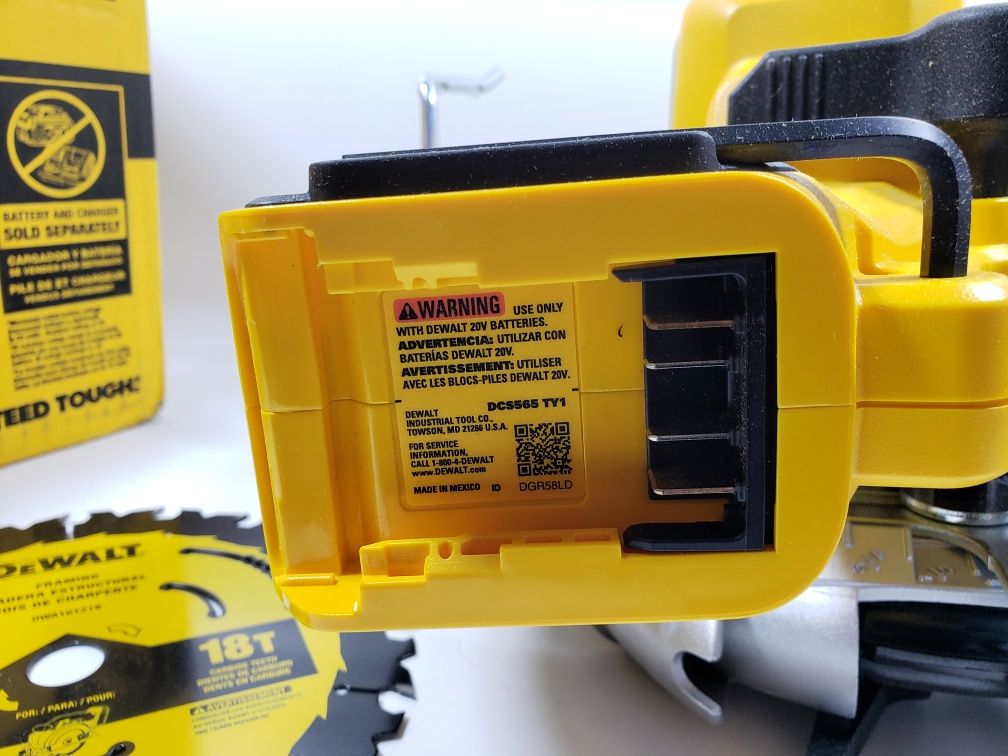 DEWALT DCS565 165mm 20V Безщіткова циркулярна пила  (паркетка)