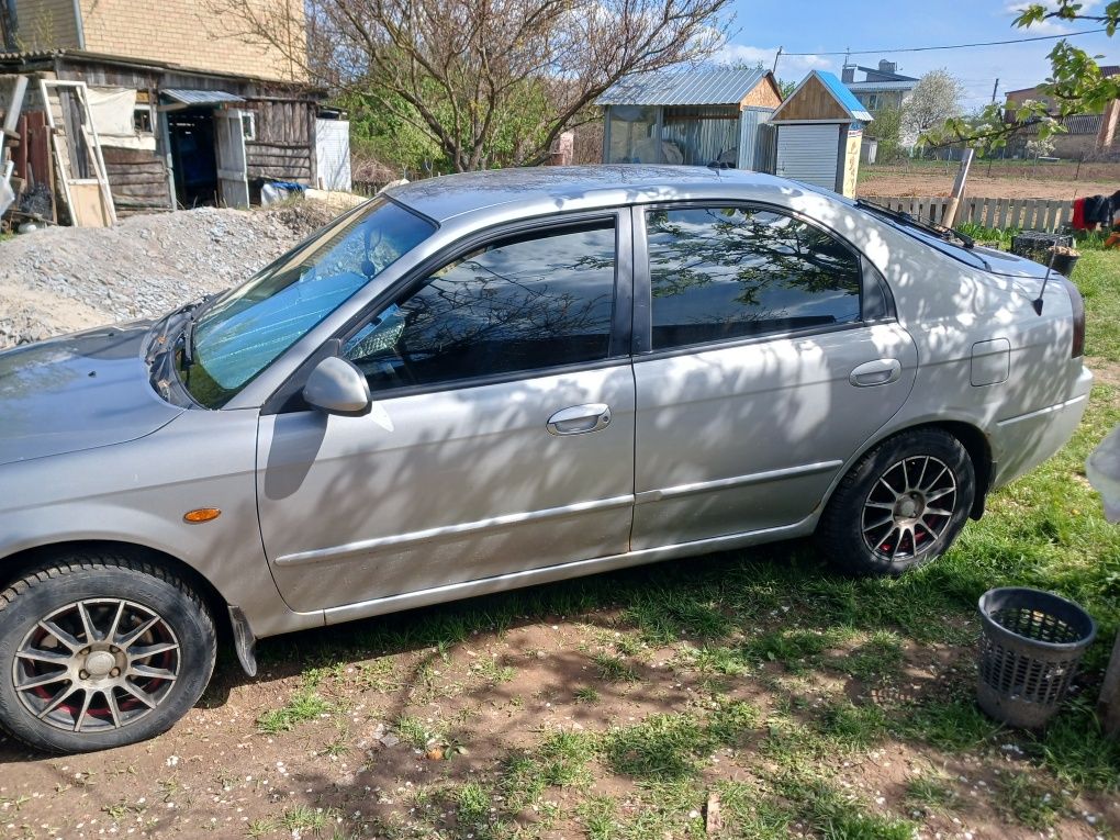 Kia Shuma 2004 1.6