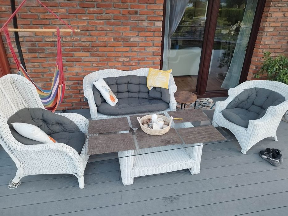 Zestaw mebleli  ogrodowych